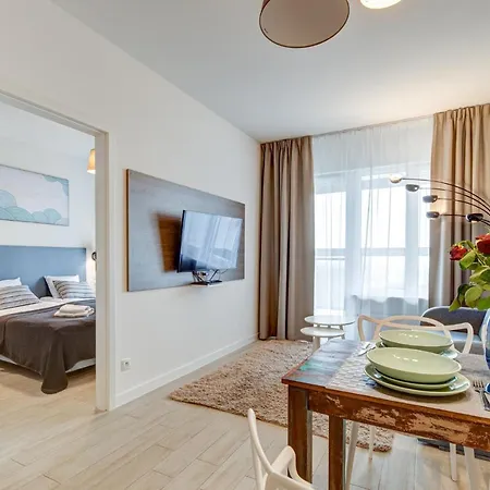 Aquamarina Onyx - Visitopl ミエンジズドロイェ